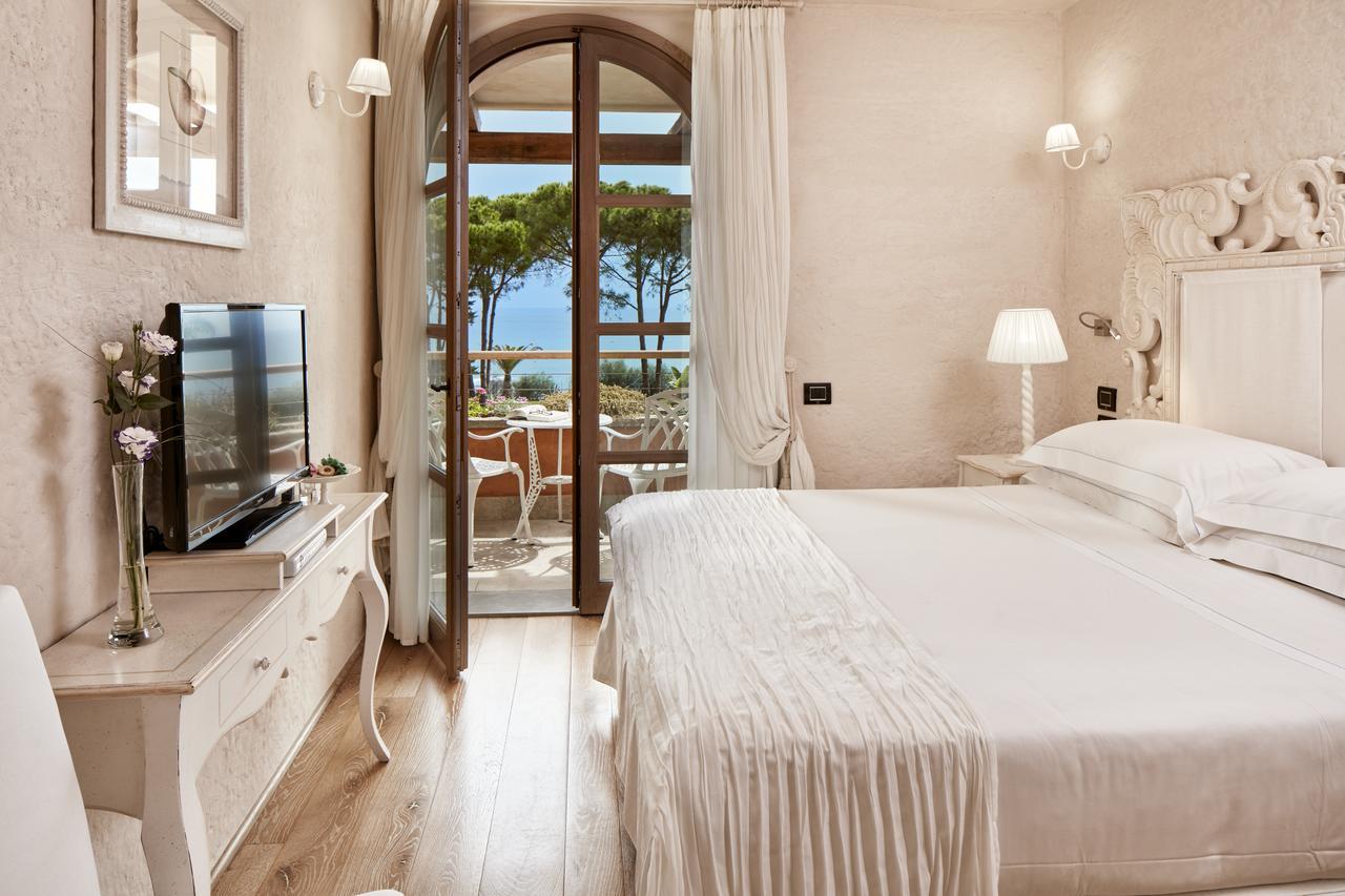 La Villa Del Re - Adults Only - Small Luxury Hotels Of The World Castiadas Exteriör bild
