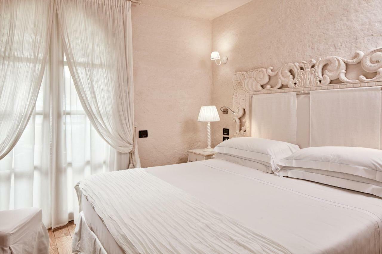 La Villa Del Re - Adults Only - Small Luxury Hotels Of The World Castiadas Exteriör bild